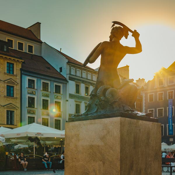 WARSAW_adam-niescioruk-4WAxtaCWj7c-unsplash.jpg WARSAW_adam-niescioruk-4WAxtaCWj7c-unsplash.jpg